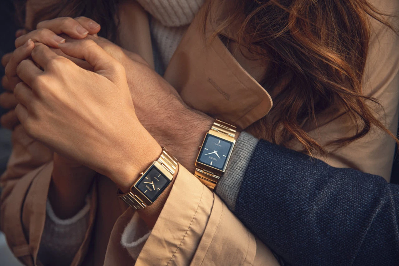 Citizen Eco Drive Men's Stiletto Gold-Tone Stainless Steel Watch AR3102-51E - Image 5